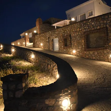 Starlight Luxury Seaside & *